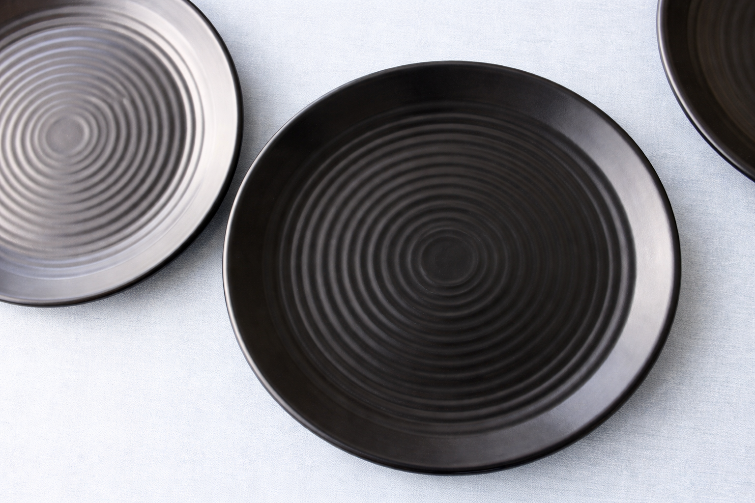 NOIR Melamine Plates