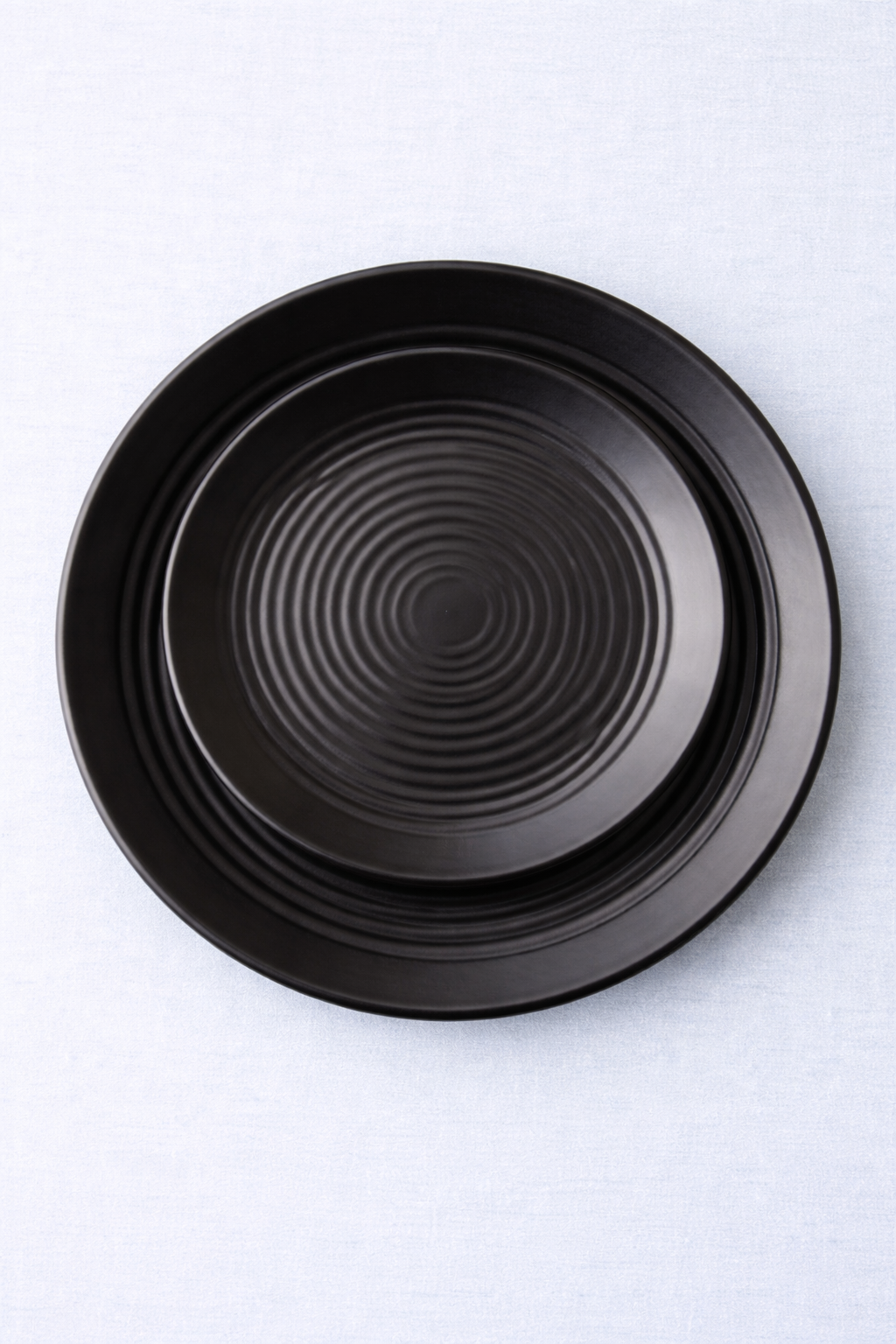 NOIR Melamine Plates