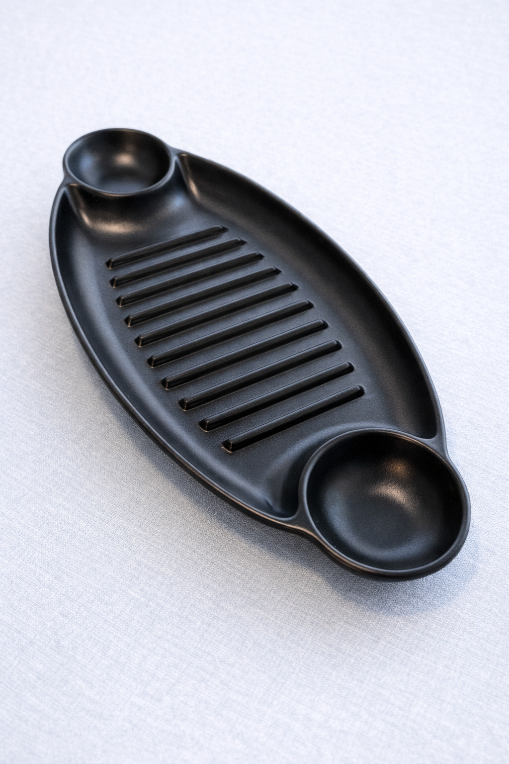 NOIR Melamine Serving Plate